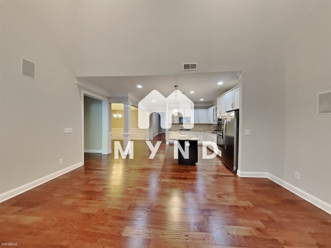 Building Photo - 3 br, 3.5 bath Townhome - 5113 Pansley Dr