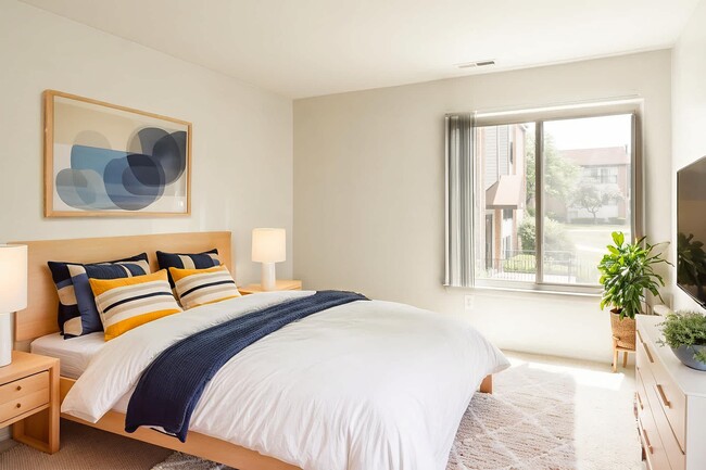Interior Photo - Glencoe Hills