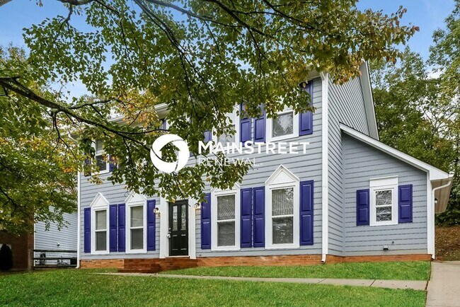 Foto del edificio - 4 Bedroom Pet-Friendly Home in Charlotte, NC with Main Street Renewal