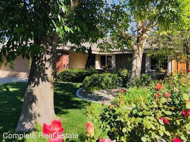 Foto del edificio - 3 br, 2 bath House - 30140 La Primavera St...