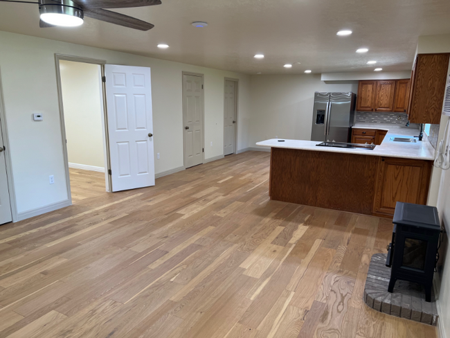 Building Photo - 2656 Oak Hills Dr