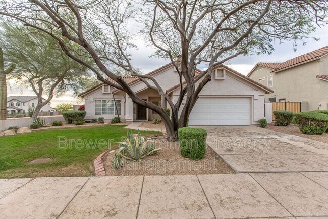 Building Photo - 6004 E Sierra Blanca St