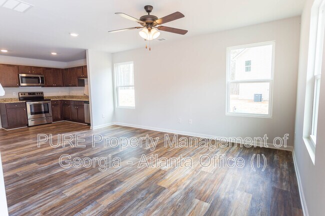 Building Photo - 238 Brookwood Xing