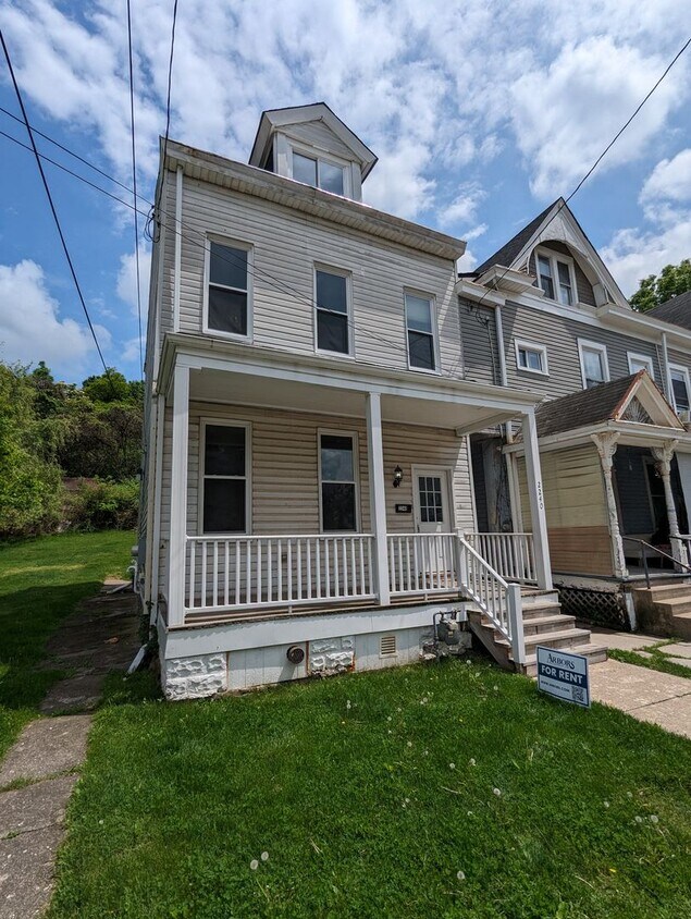 Foto principal - Spacious 4 Bedroom 1 Bathroom Single Famil...