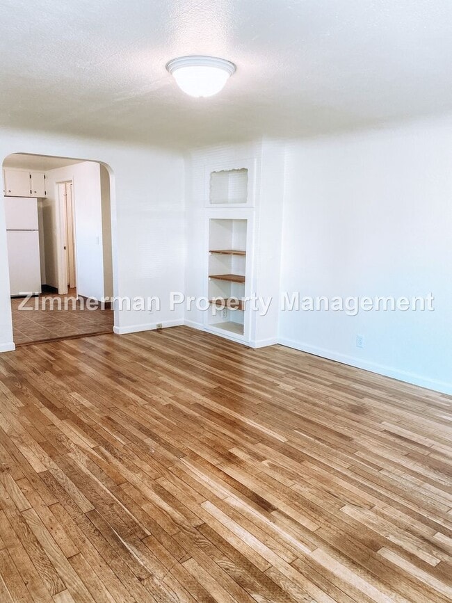 Building Photo - 485 N 24th St