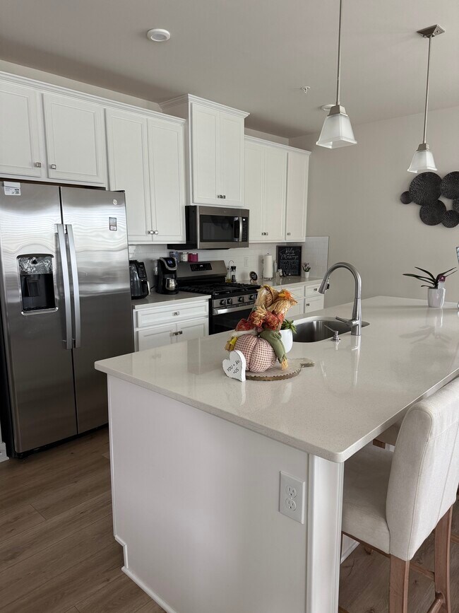 Foto del edificio - 6655 Citory Way