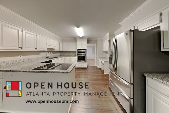 Foto del edificio - 4397 Windsor Oaks Cir, Marietta