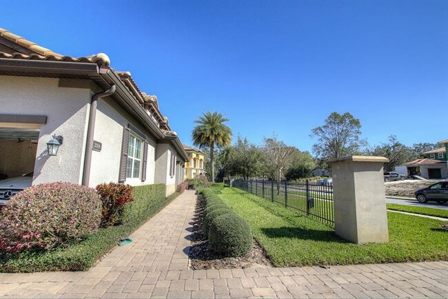 Foto del edificio - 2006 Lake Fischer Cove Ln