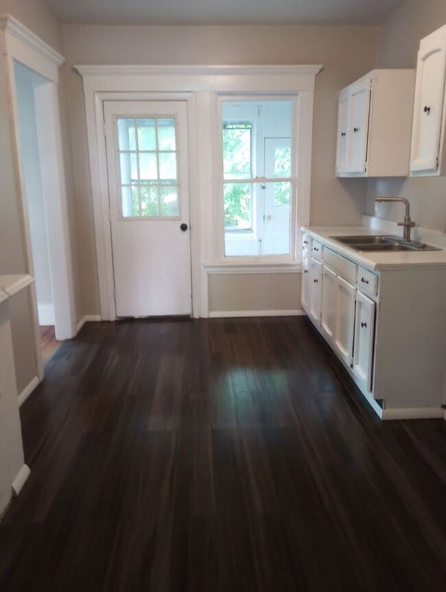 Building Photo - 125 S Fulton St