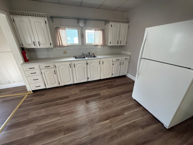 Foto del edificio - 321 W Maple St