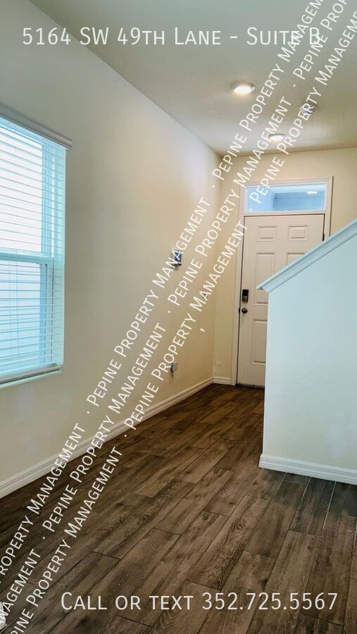 Foto del edificio - 5164 SW 49th Ln