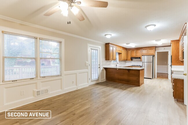 Building Photo - 2727 Colony Cir