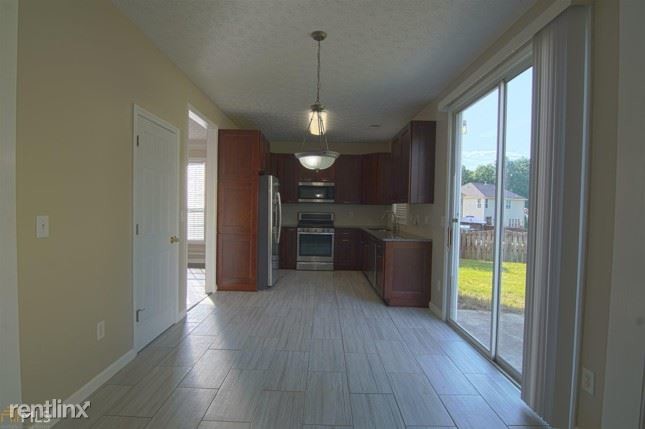 Building Photo - 3120 Creekside Village Dr NW