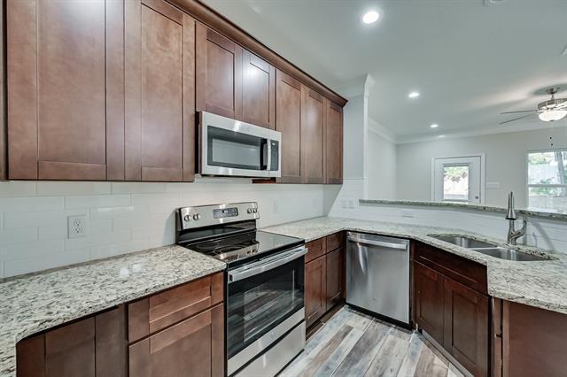 Building Photo - 1714 Belzise Terrace