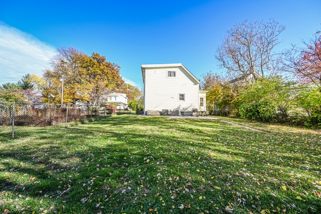 Foto del edificio - 7813 Elizabeth St