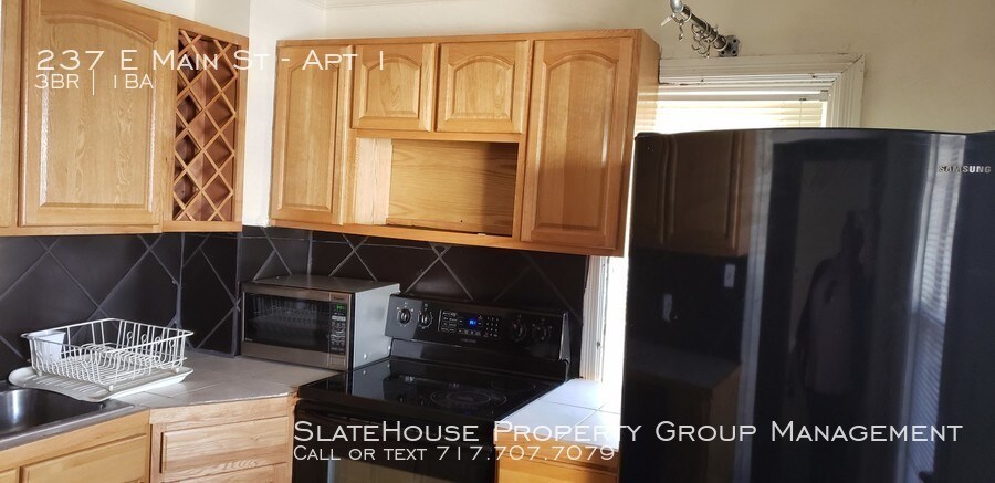Building Photo - 3 bedroom 2 floor apartment for rent
