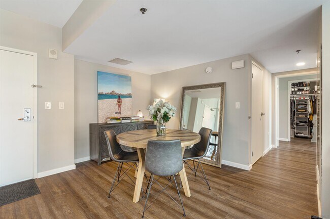 Foto del edificio - 425 W Beech St