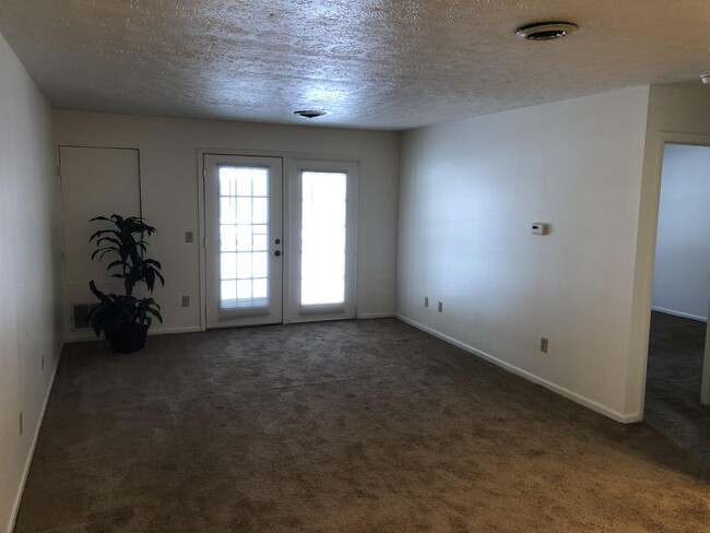 Building Photo - 4312 N Holland Sylvania Rd