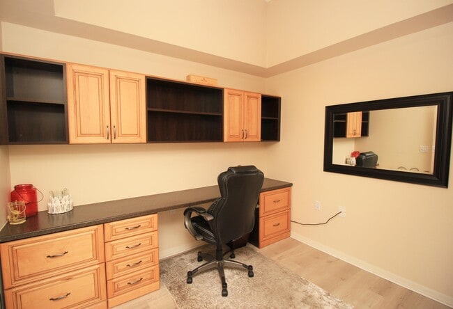 Foto del edificio - 2820 Cypress Trace Cir