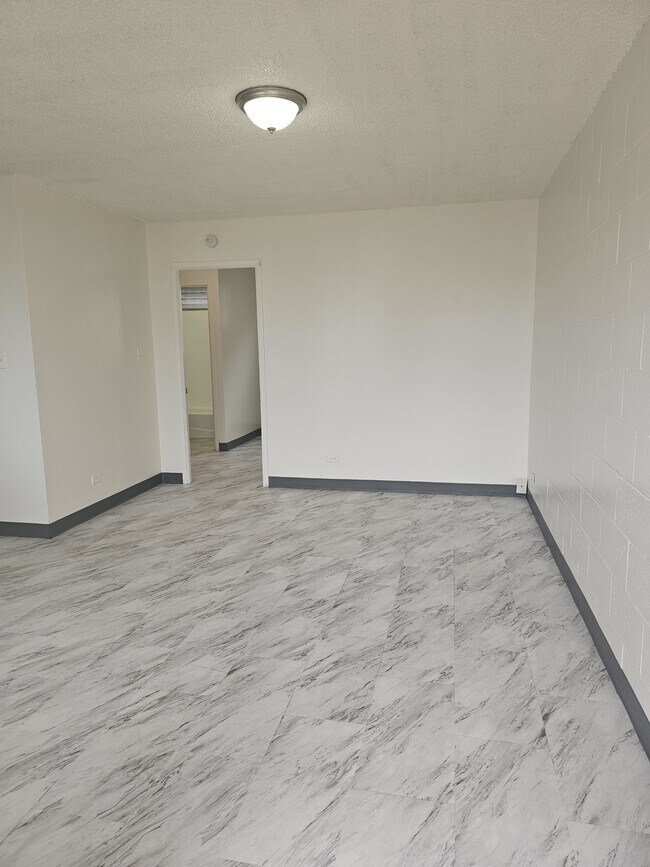 Foto del edificio - 94-961-961 Kahuamoku Pl