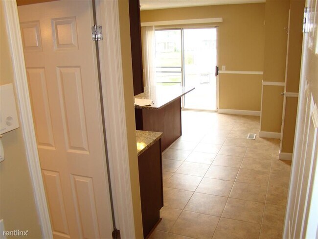 Building Photo - 4 br, 2.5 bath House - 4045 Hounds Hill Dr