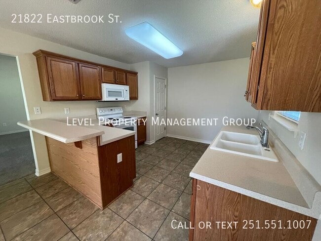 Foto del edificio - 21822 Eastbrook St