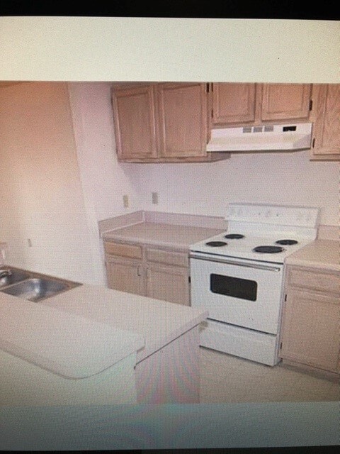 Photo - 11530 Villa Grand Townhome