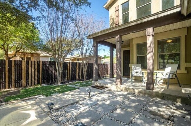 Foto del edificio - 4515 Cottonwood St