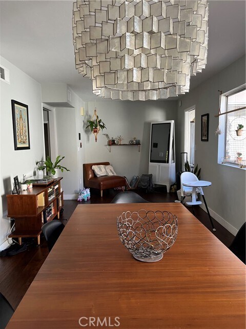 Foto del edificio - 4511 Collwood Ln
