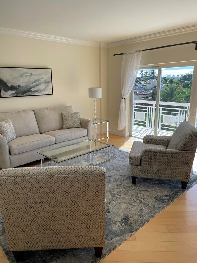 Foto principal - 250 Bradley Pl