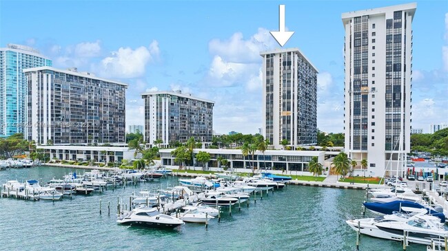 Foto del edificio - 1901 Brickell Ave