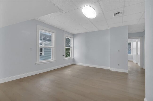 Building Photo - 131 Wendell St