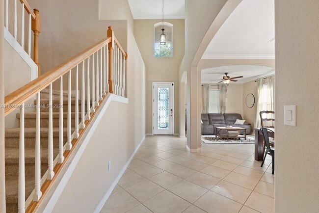 Building Photo - 2330 Heydon Cir E