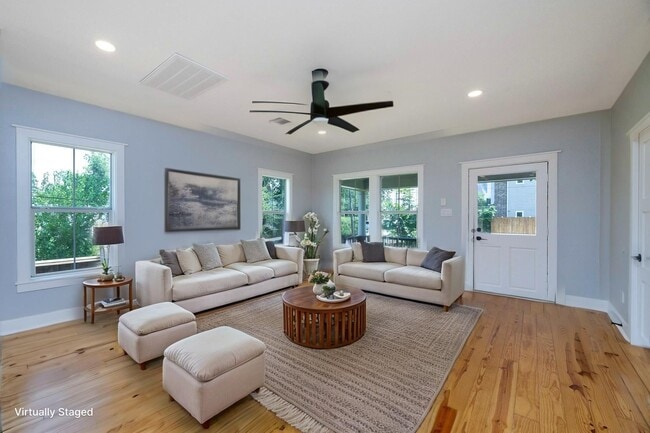 Building Photo - 1102 Bingham St