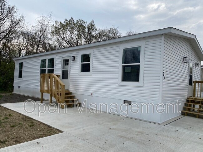 Building Photo - 31 Cornflower Ln