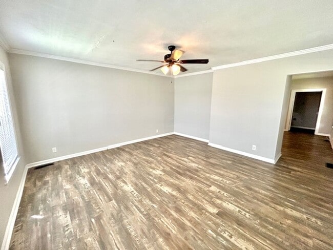 Building Photo - 3512 SW Triana Blvd