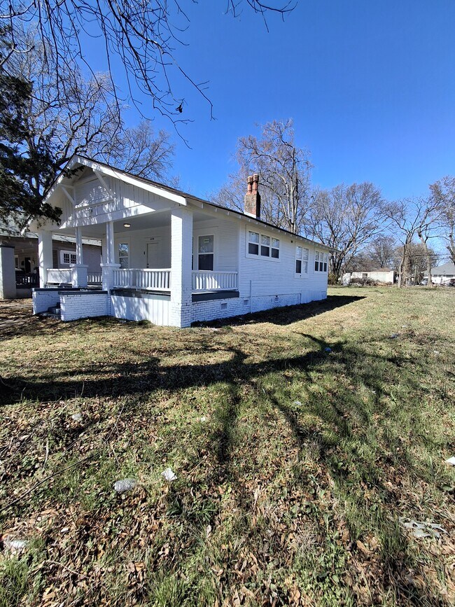 Foto del edificio - 1220 Alabama Ave SW