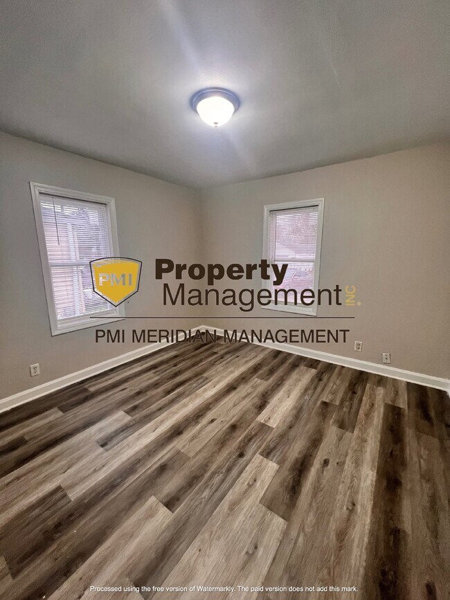 Building Photo - 50% OFF FIRST MONTH'S RENT