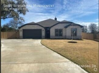 Building Photo - 3304 Braford Dr