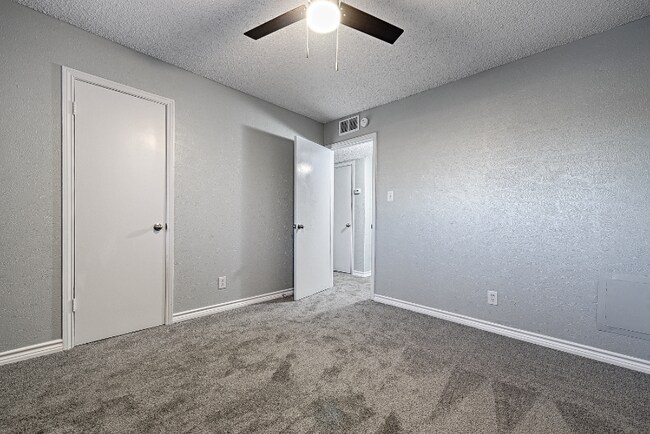 Foto del edificio - 210 Duckworth St