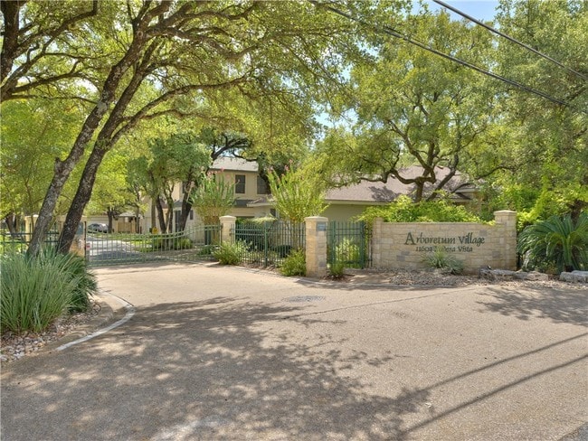 Building Photo - 11603 Ladera Vista Dr