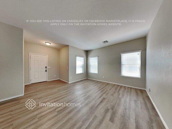 Building Photo - 11154 W Pierce St