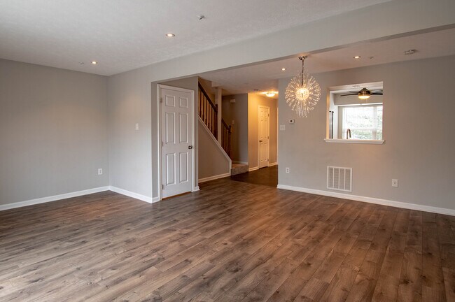 Foto del edificio - 5620 Queen Anne Ct