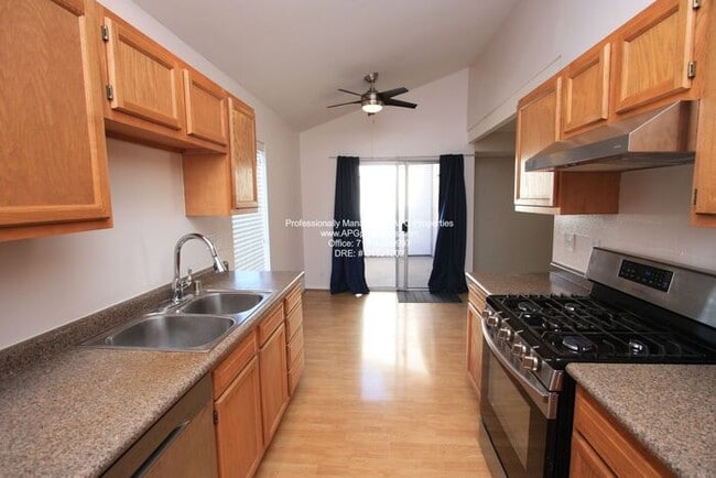 Building Photo - 1490 Cabrillo Park Dr