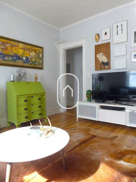 Foto del edificio - 74 Naples Rd