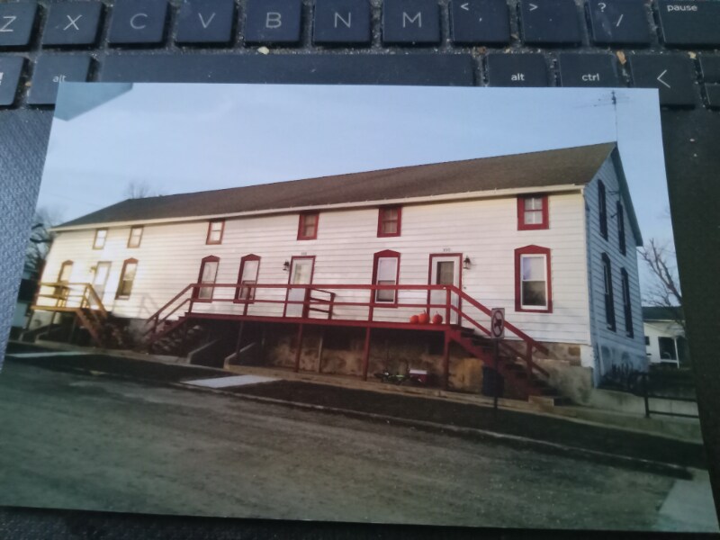 Foto del edificio - 104 2nd Ave NW