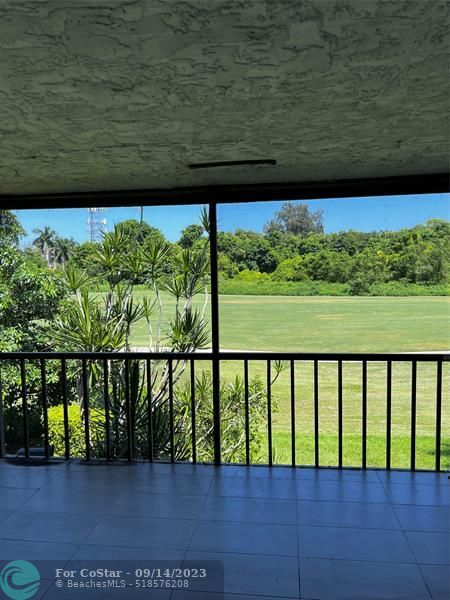 Foto del edificio - 21213 Lago Cir
