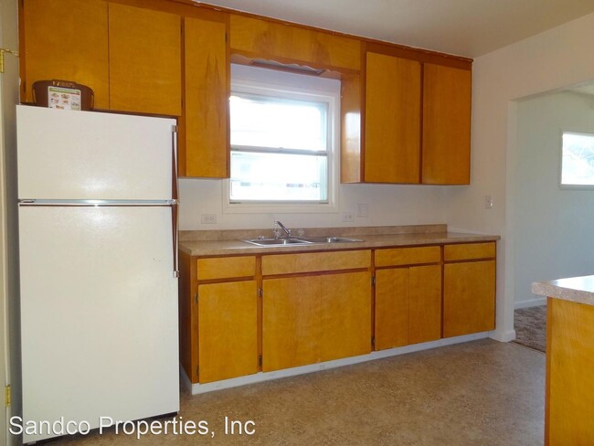 Building Photo - 4 br, 1 bath House - 3217 S Durango
