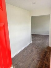 Building Photo - 303 Harlem St