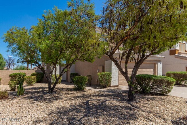 Foto del edificio - Charming 4 bedroom home in Goodyear!